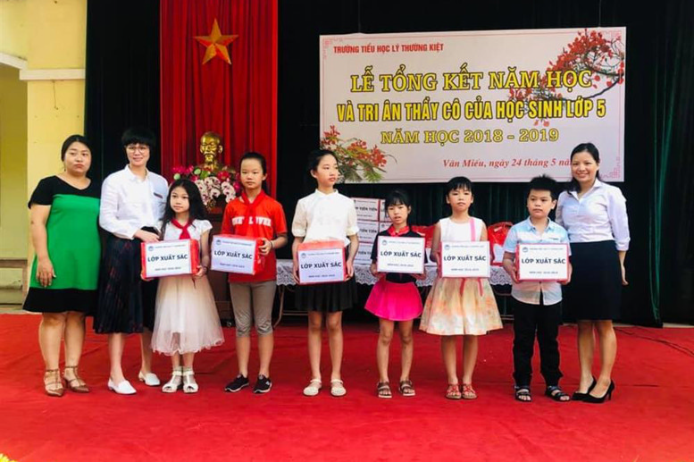 Các lớp đạt danh hiệu lớp Xuất sắc