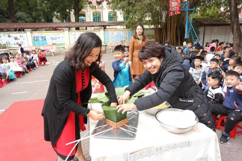 Phần thi Gói Bánh Chưng - Tổ 2