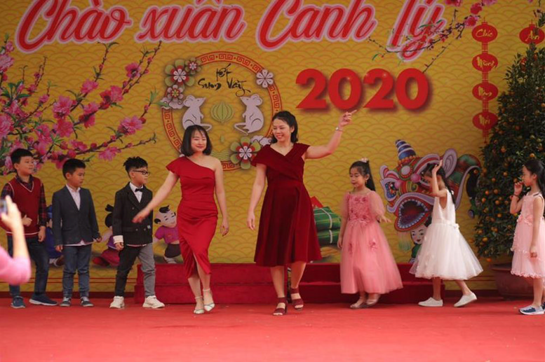 Phần thi Thời trang - Tổ 2