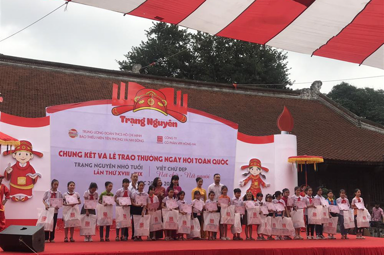HS Phan Thảo Linh - Lớp 4A1 đạt giải Nhì phần thi Viết chữ đẹp "Nét chữ-Nét người"