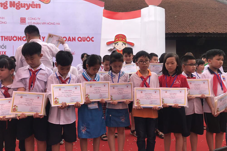 Học sinh Lê Tuấn Long - Lớp 5A1: Giải Khuyến khích phần thi "Trạng Nguyên nhỏ tuổi" 