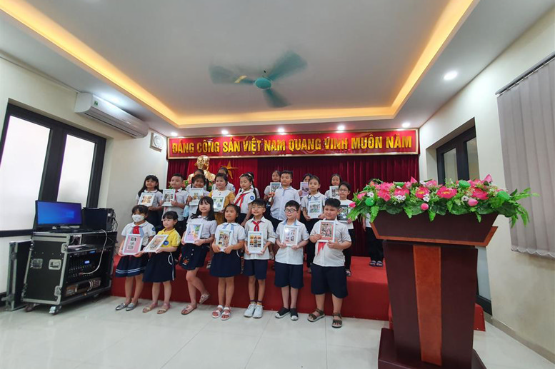 Bạn Lê Ngọc Tú Quyên - Lớp 3A1 phát biểu cảm xúc