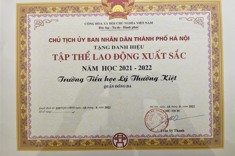 Danh hiệu TẬP THỂ LAO ĐỘNG XUẤT SẮC